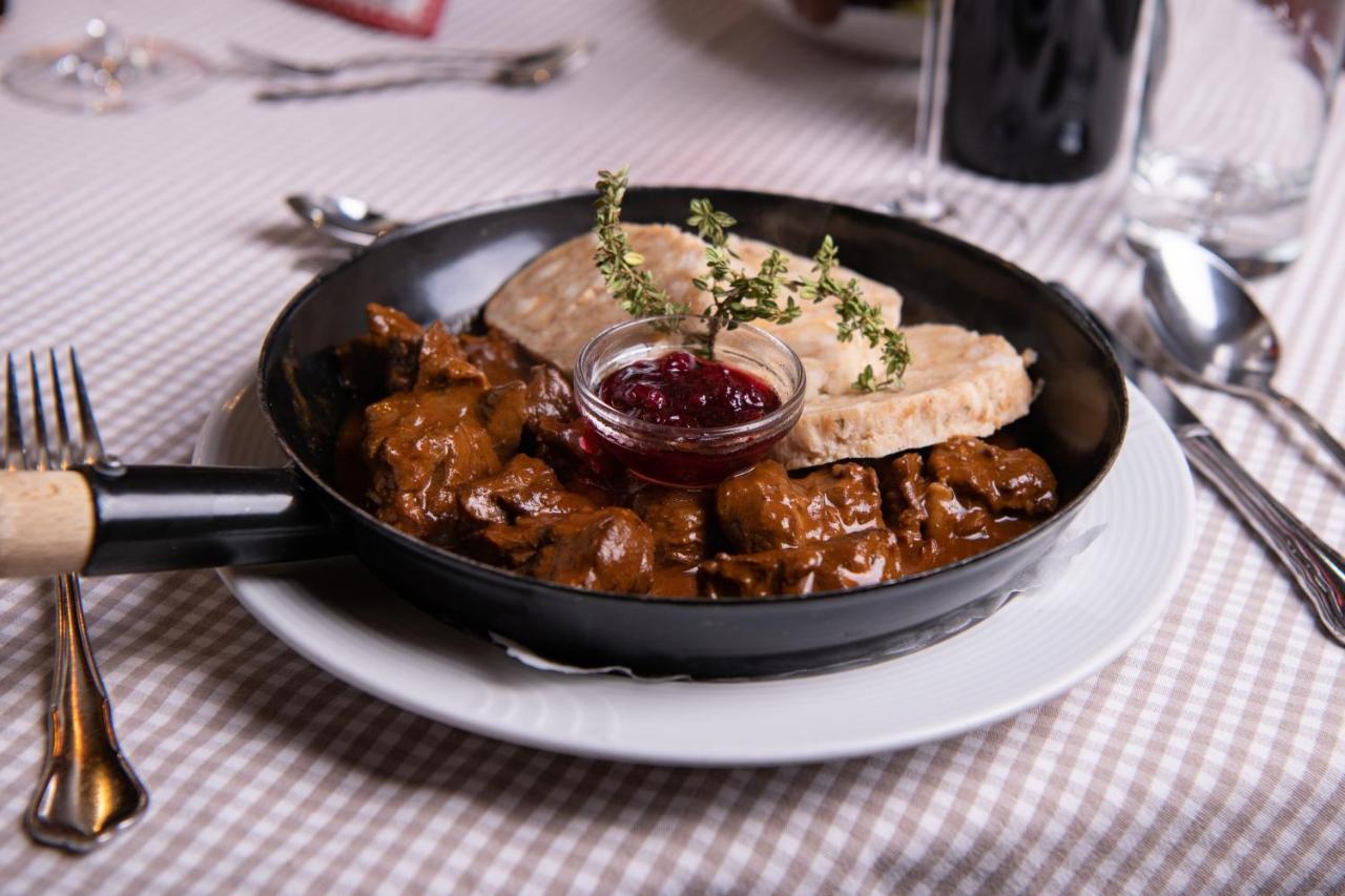 גמונד Hotel Restaurant Platzer מראה חיצוני תמונה